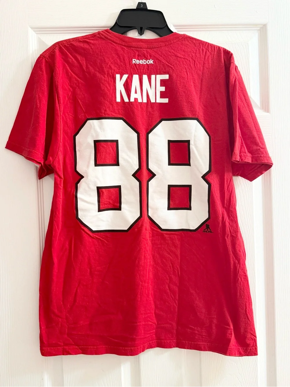 Reebok Chicago Blackhawks Patrick Kanes #88 Graphic Tee
